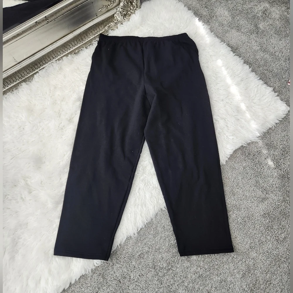 Hanes Solid Black Sweatpants. Size XL. New without Tags.